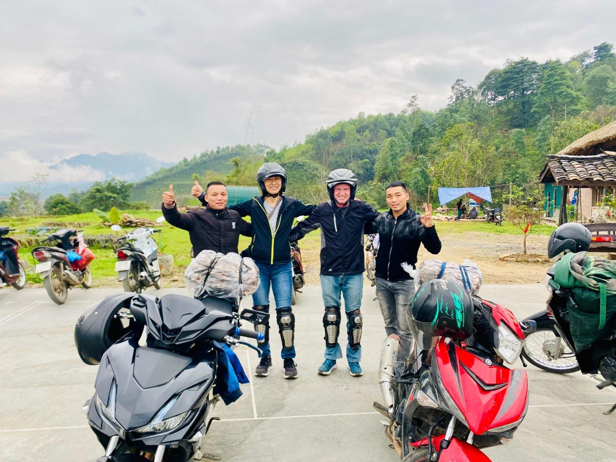 Ban Bang Ecolodge Tours & Motorbike Rental Ha Giang Exterior foto