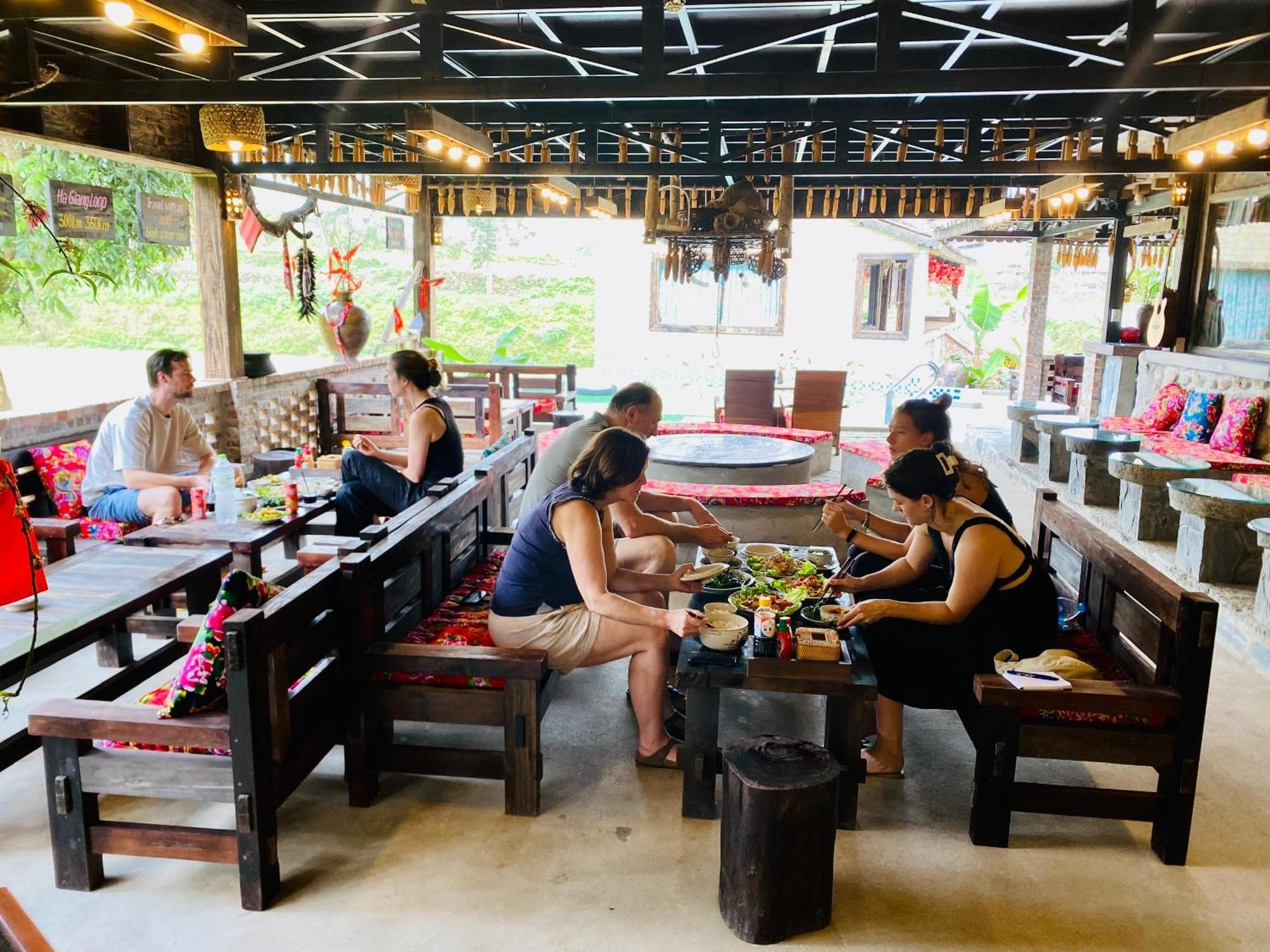 Ban Bang Ecolodge Tours & Motorbike Rental Ha Giang Exterior foto