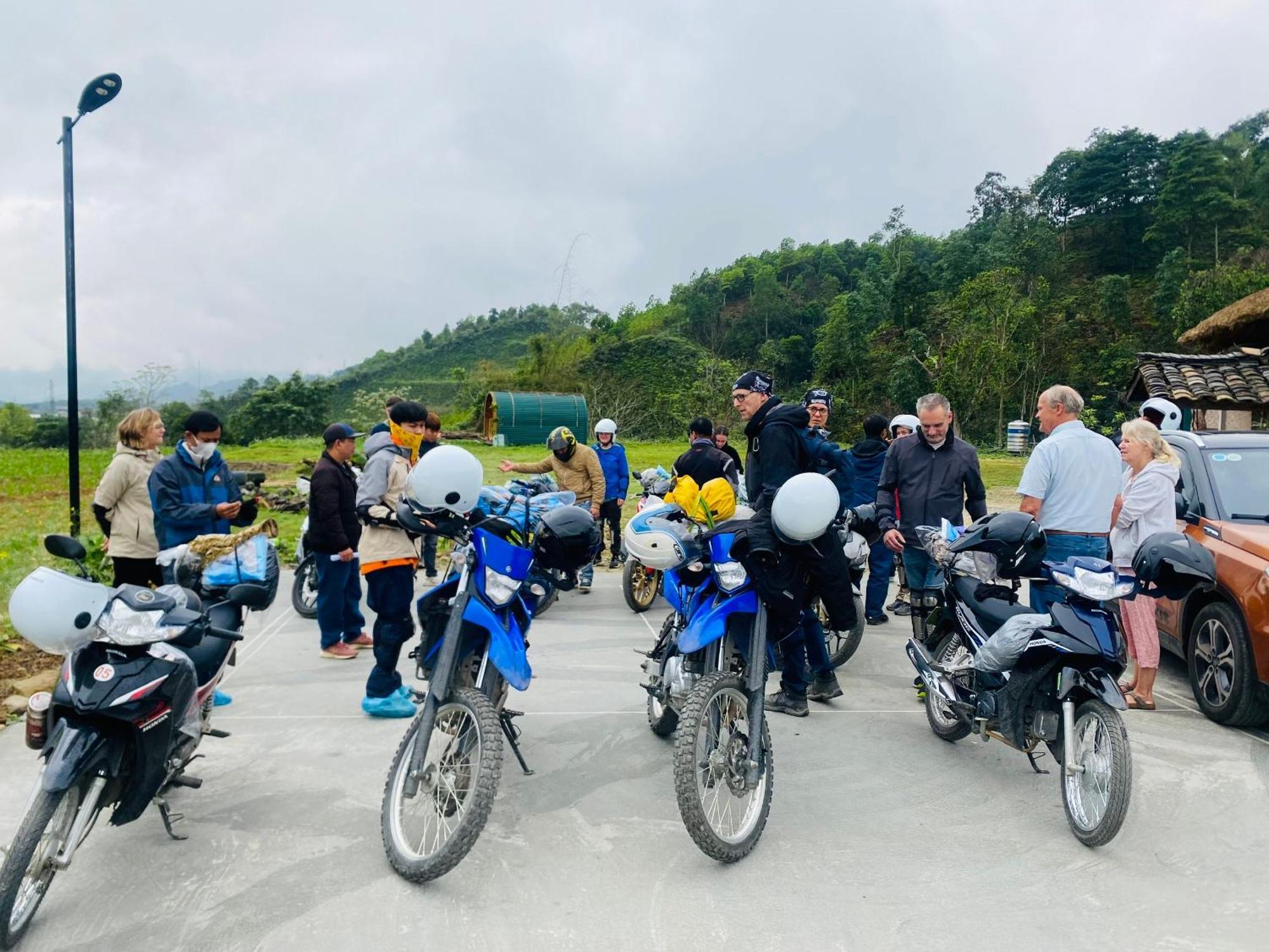 Ban Bang Ecolodge Tours & Motorbike Rental Ha Giang Exterior foto